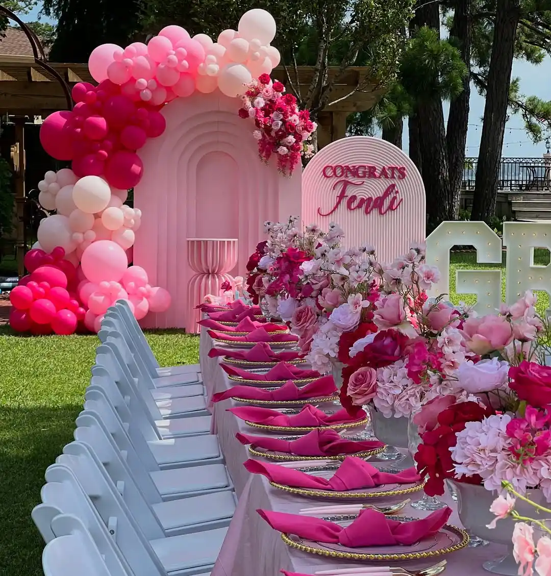 17 Pretty Pink Graduation Party Ideas You’ll Love 3 Pretty Pink Graduation Party Ideas