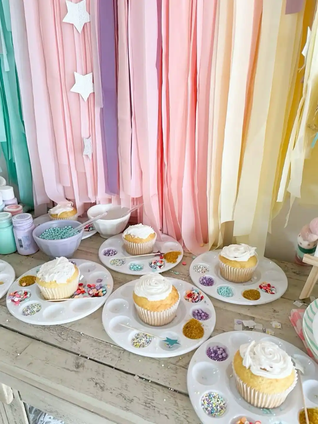 Sweet 16 Birthday Party Ideas: 13 Fun Themes to Try 12 Cupcake Decorating Party